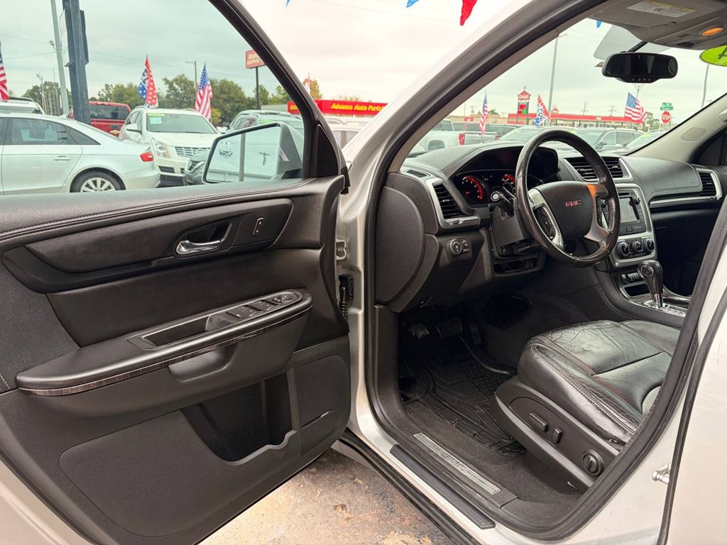 2014 GMC Acadia Image 8
