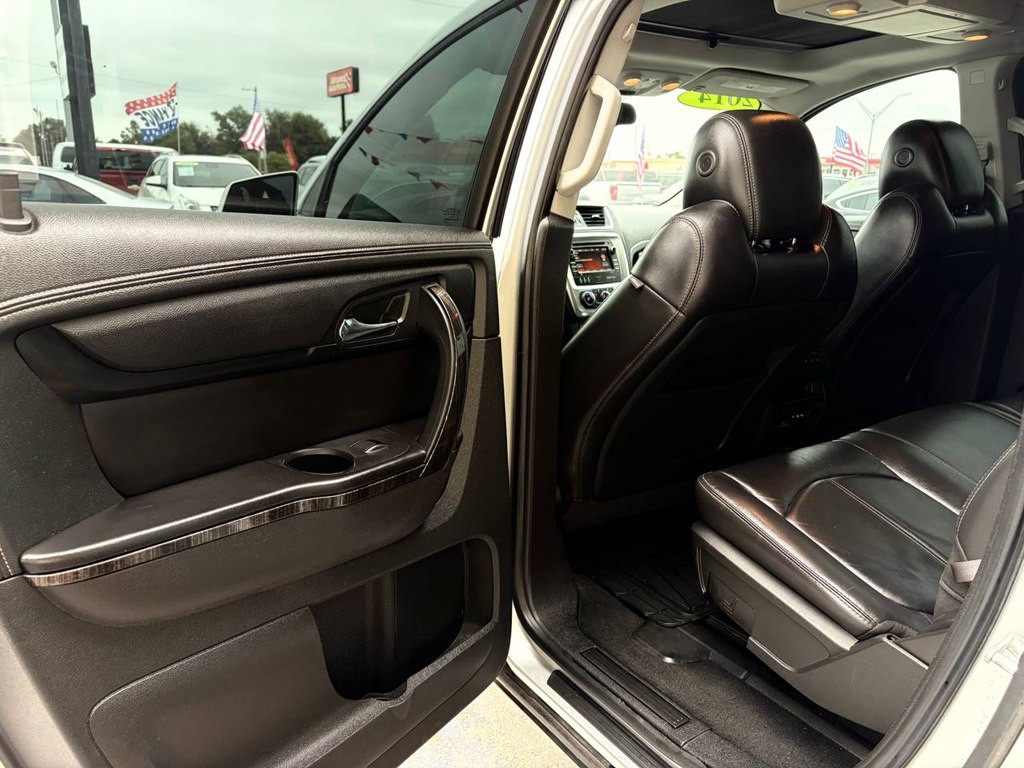 2014 GMC Acadia Image 11