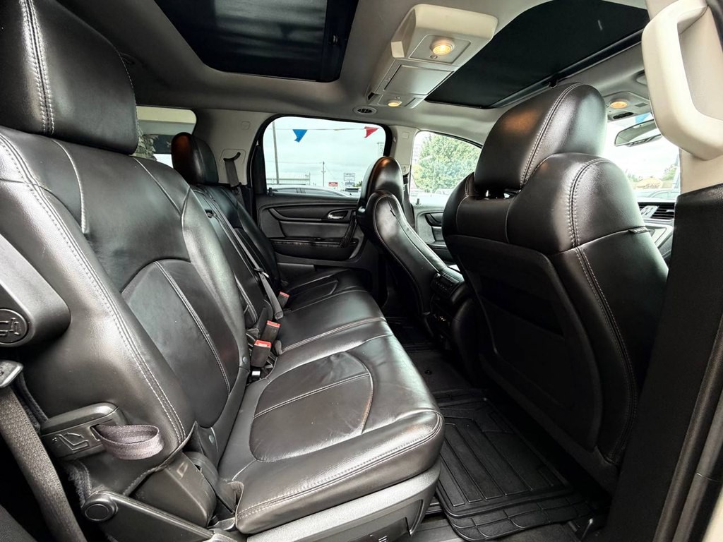 2014 GMC Acadia Image 17