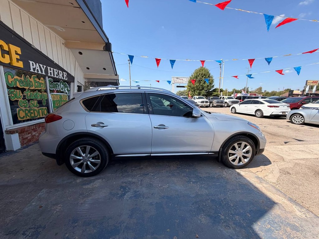 2017 INFINITI QX50 Image 4