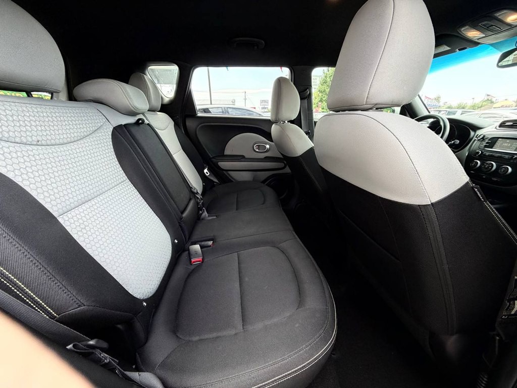 2016 Kia Soul Image 18