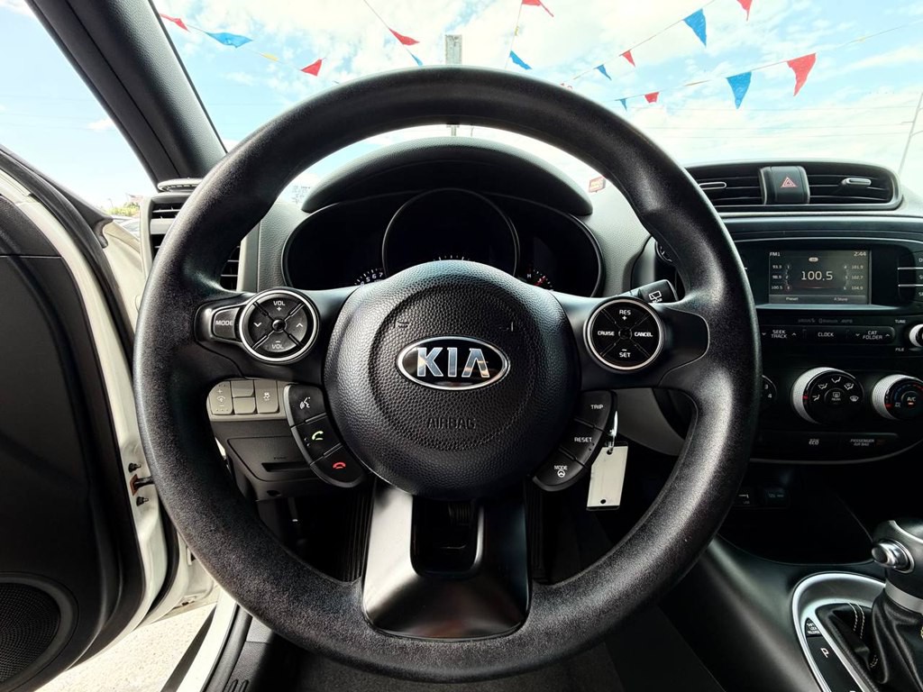 2016 Kia Soul Image 22