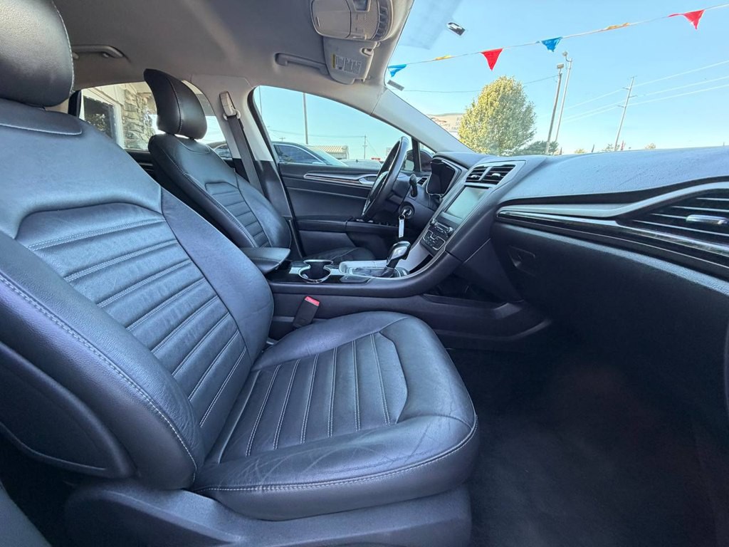 2016 Ford Fusion Image 15