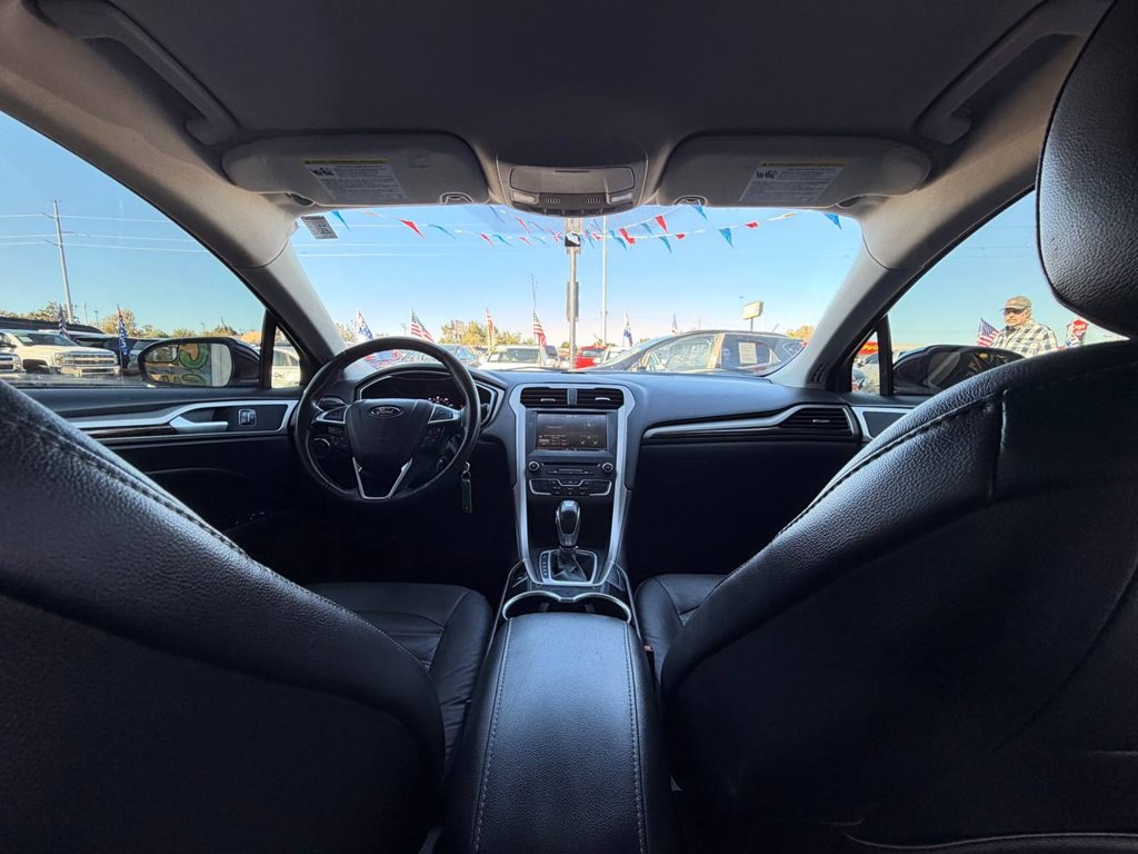 2016 Ford Fusion Image 19