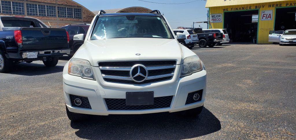 2011 Mercedes-Benz GLK-Class Image 3