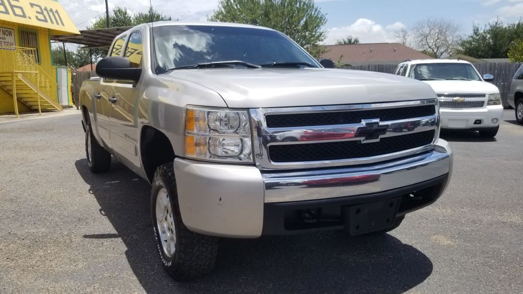 2007 Chevrolet Silverado 1500 Image 3