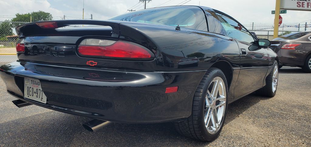 1993 Chevrolet Camaro Image 16