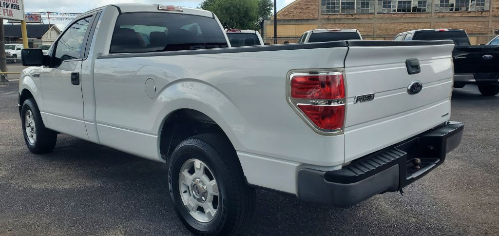 2014 Ford F-150 Image 4