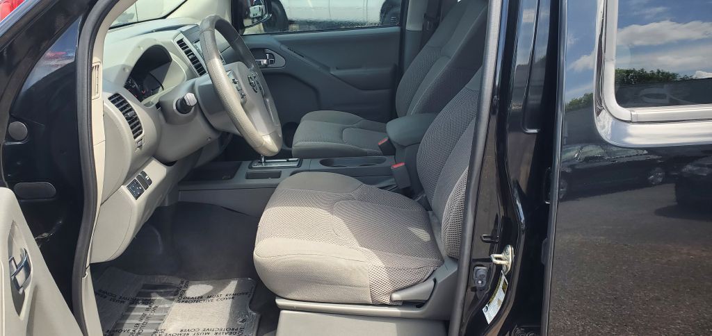 2019 Nissan Frontier Image 12