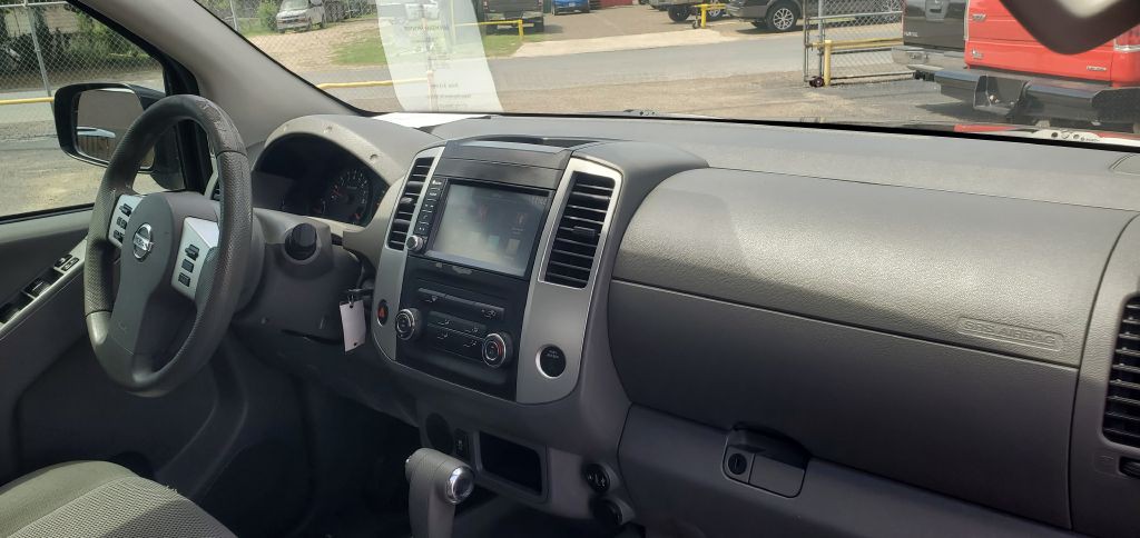 2019 Nissan Frontier Image 14