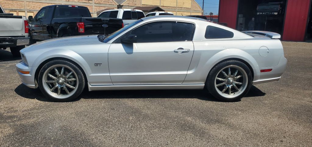 2006 Ford Mustang Image 3