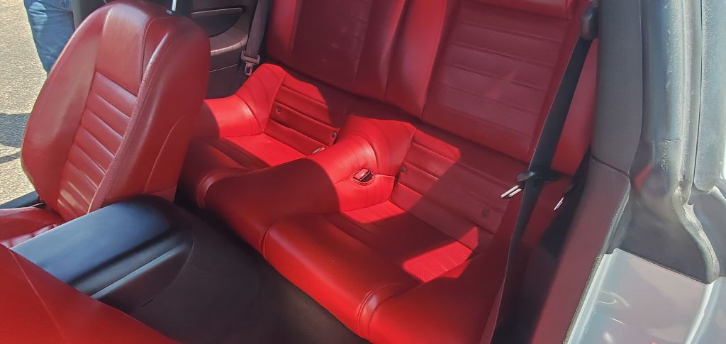 2006 Ford Mustang Image 13