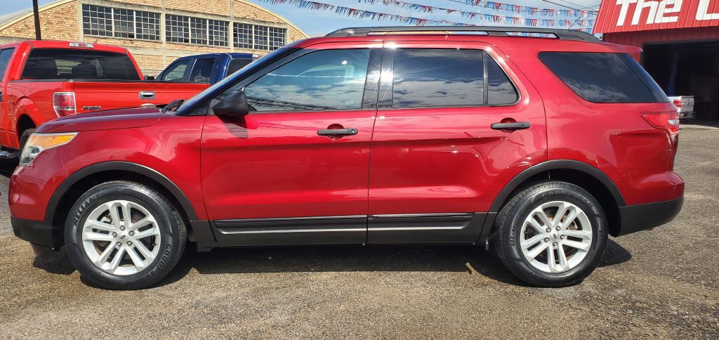 2015 Ford Explorer Image 1