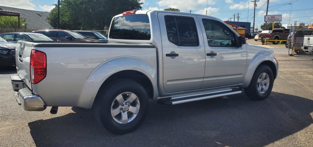 2012 Nissan Frontier Image 13
