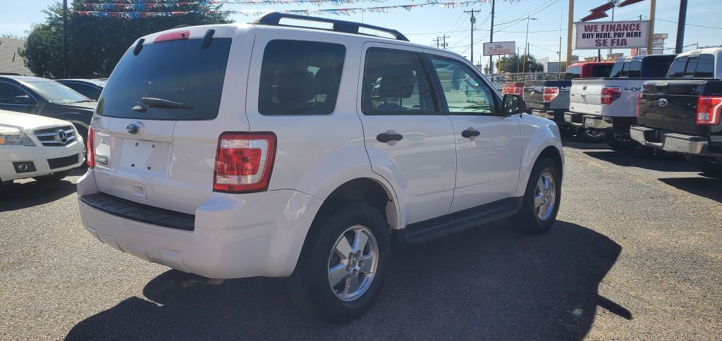 2011 Ford Escape Image 10