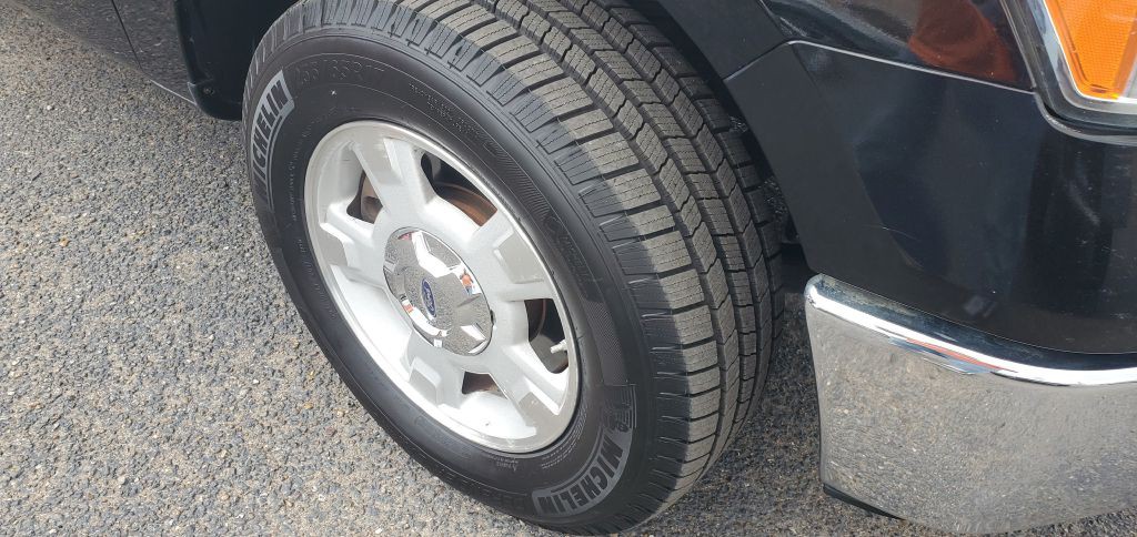 2010 Ford F-150 Image 4