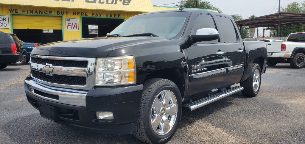 2009 Chevrolet Silverado 1500 Image 2