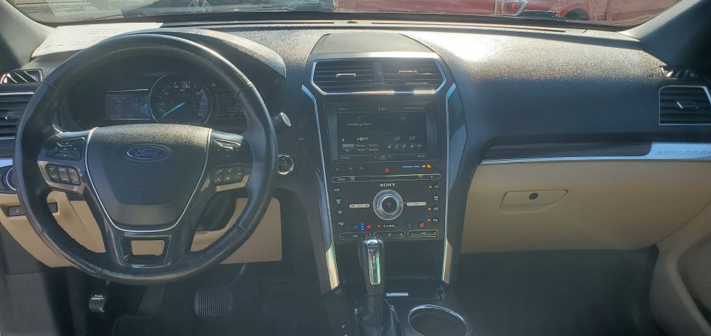 2016 Ford Explorer Image 5