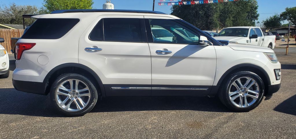2016 Ford Explorer Image 11