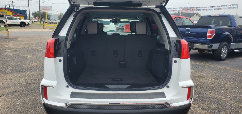 2017 GMC Terrain Image 10