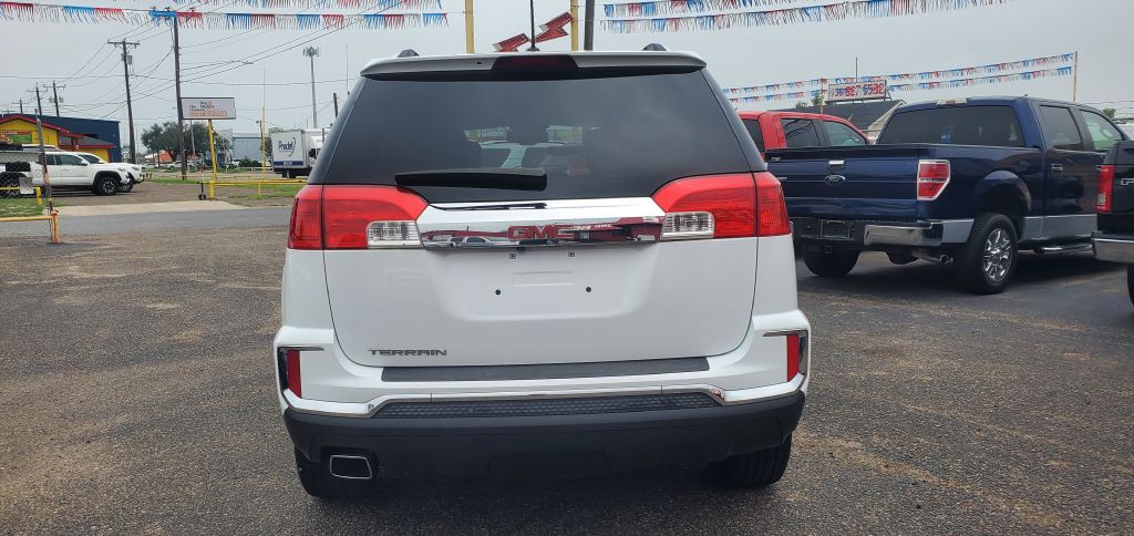2017 GMC Terrain Image 12
