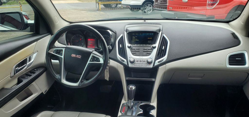 2017 GMC Terrain Image 16