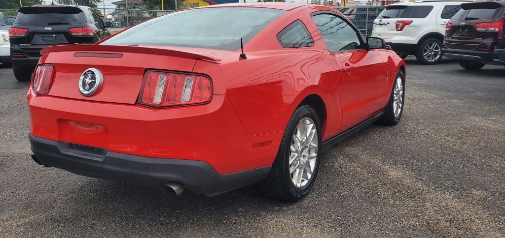 2012 Ford Mustang Image 12