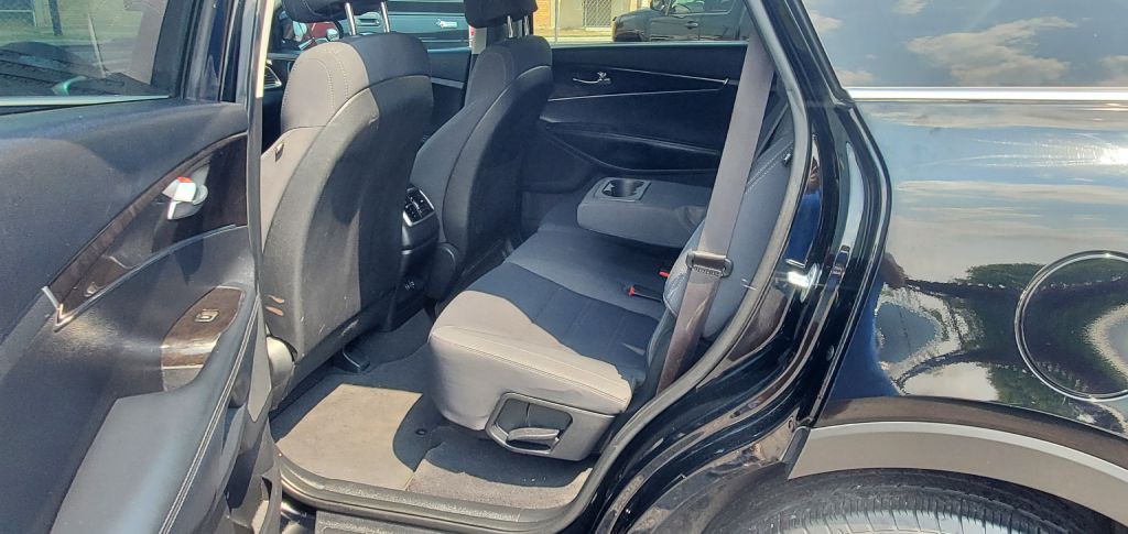 2017 Kia Sorento Image 3