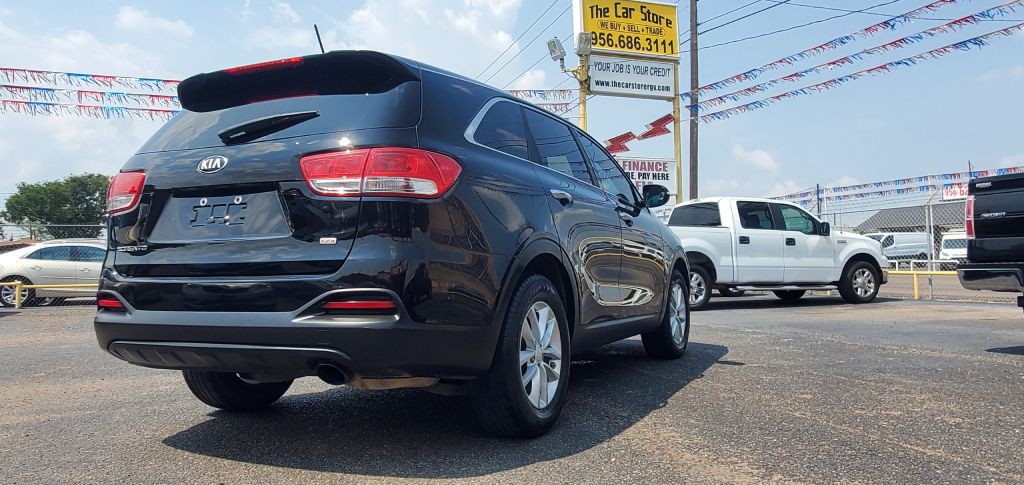 2017 Kia Sorento Image 6
