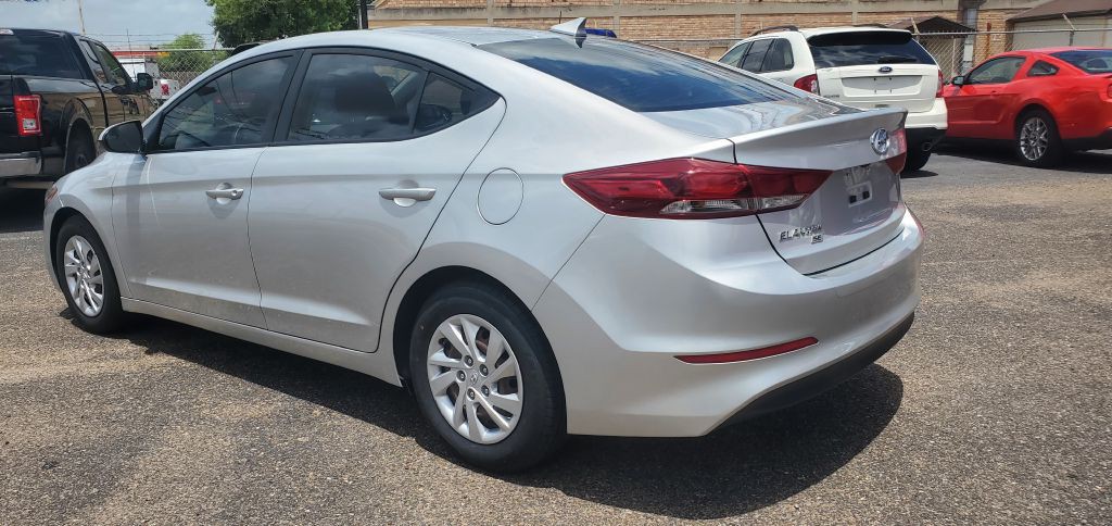 2018 Hyundai Elantra Image 4