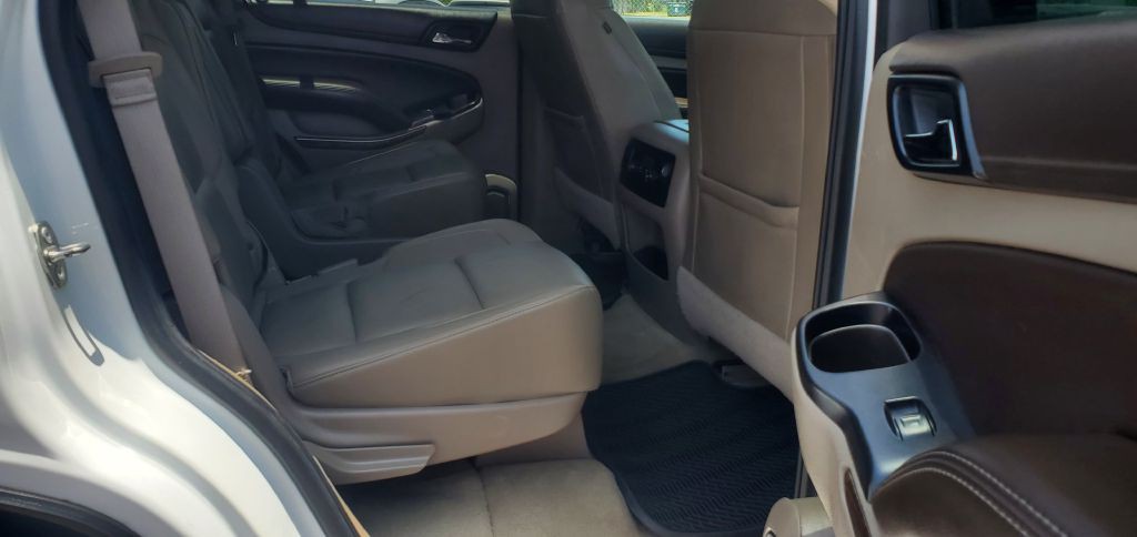 2016 Chevrolet Tahoe Image 3