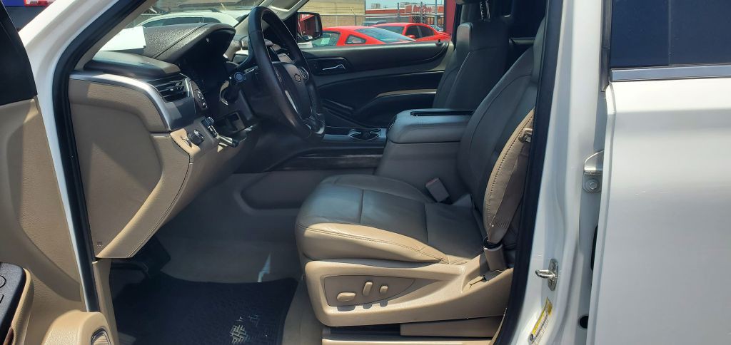 2016 Chevrolet Tahoe Image 4