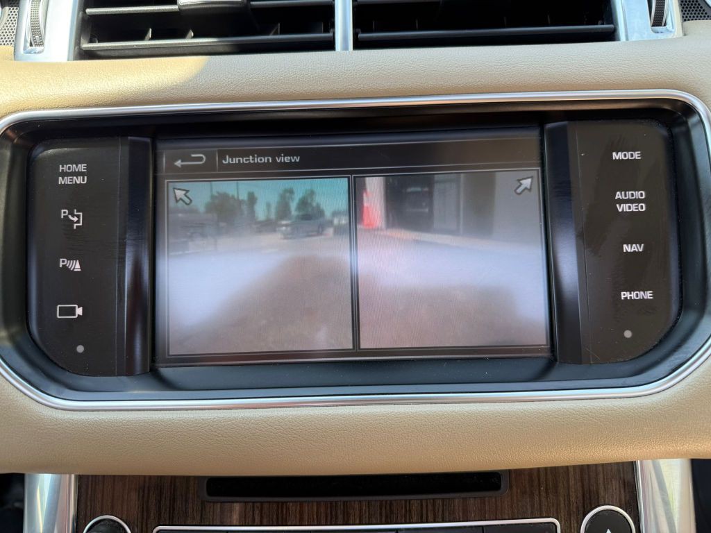 2014 Land Rover Range Rover Sport Image 25