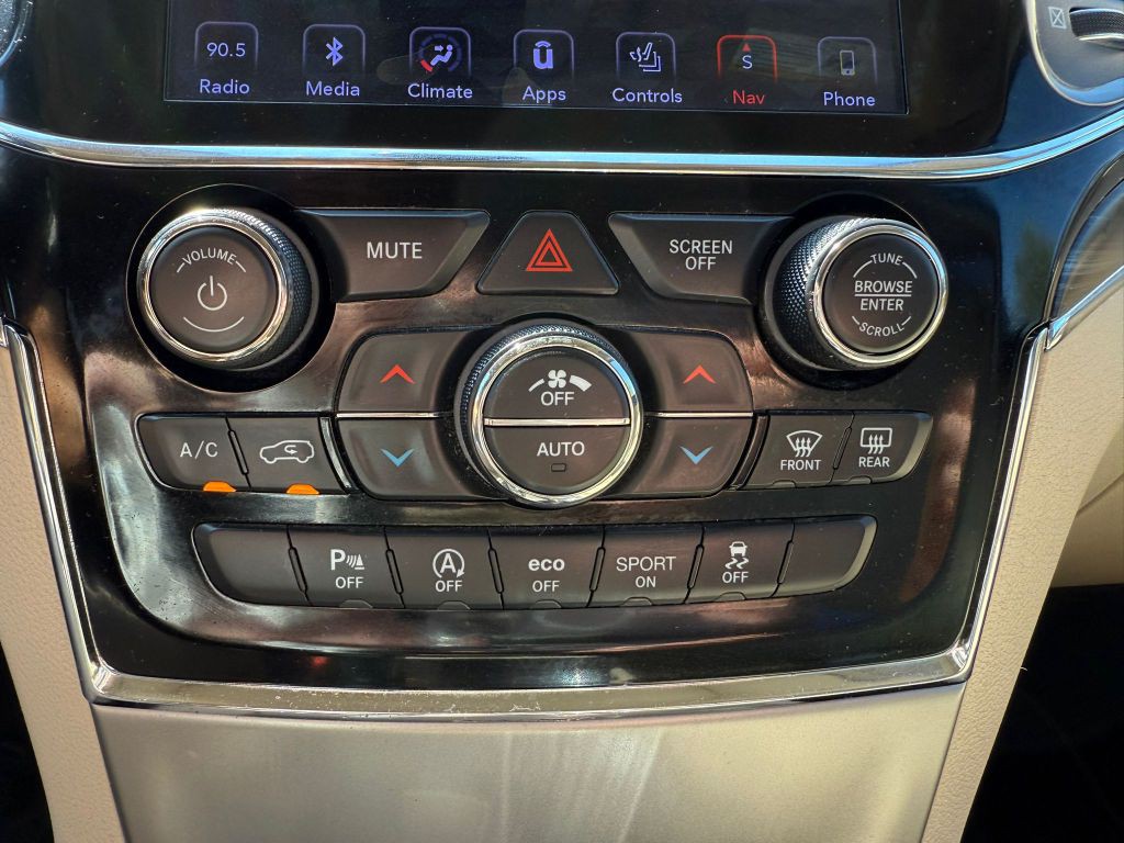 2019 Jeep Grand Cherokee Image 28