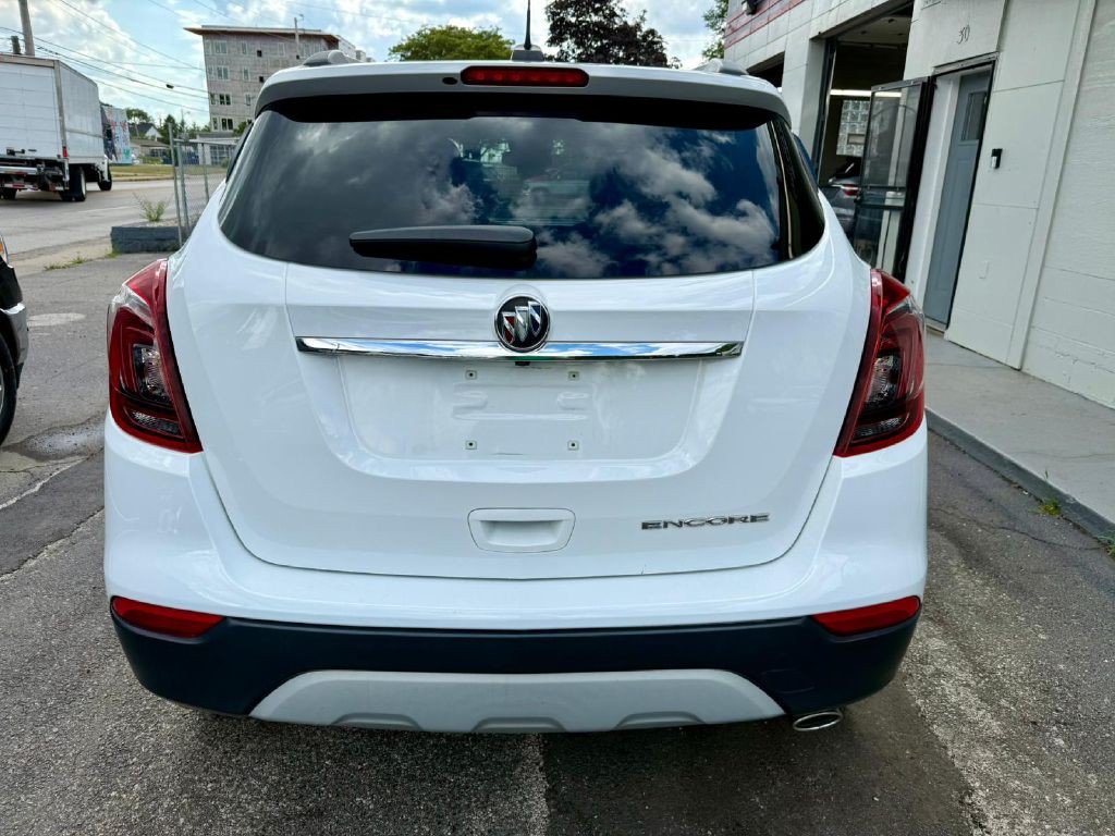 2019 Buick Enclave Image 11
