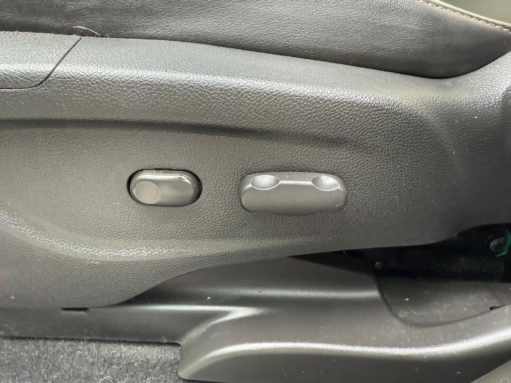 2019 Buick Enclave Image 28