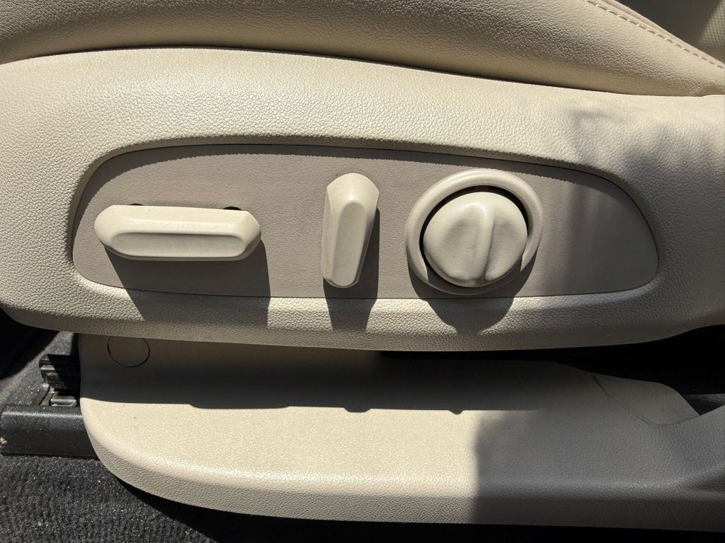2019 Buick Enclave Image 32