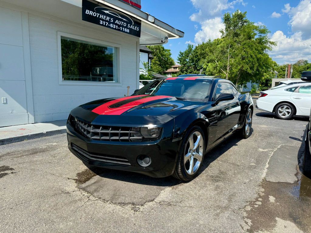2013 Chevrolet Camaro Image 2