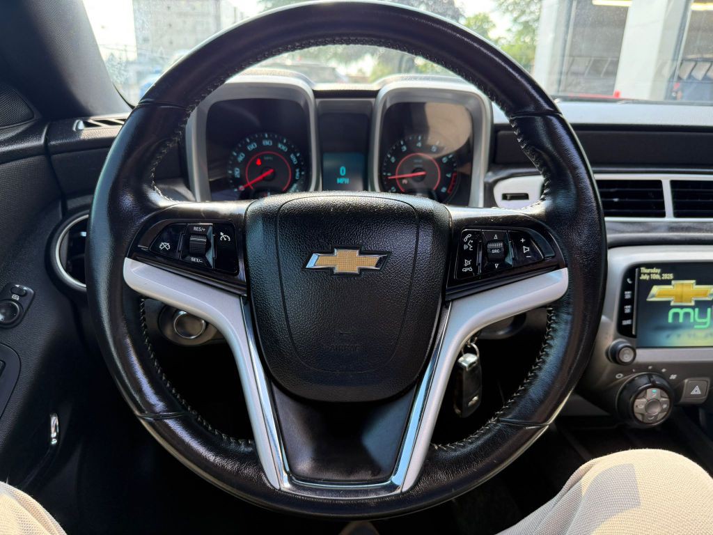 2013 Chevrolet Camaro Image 24