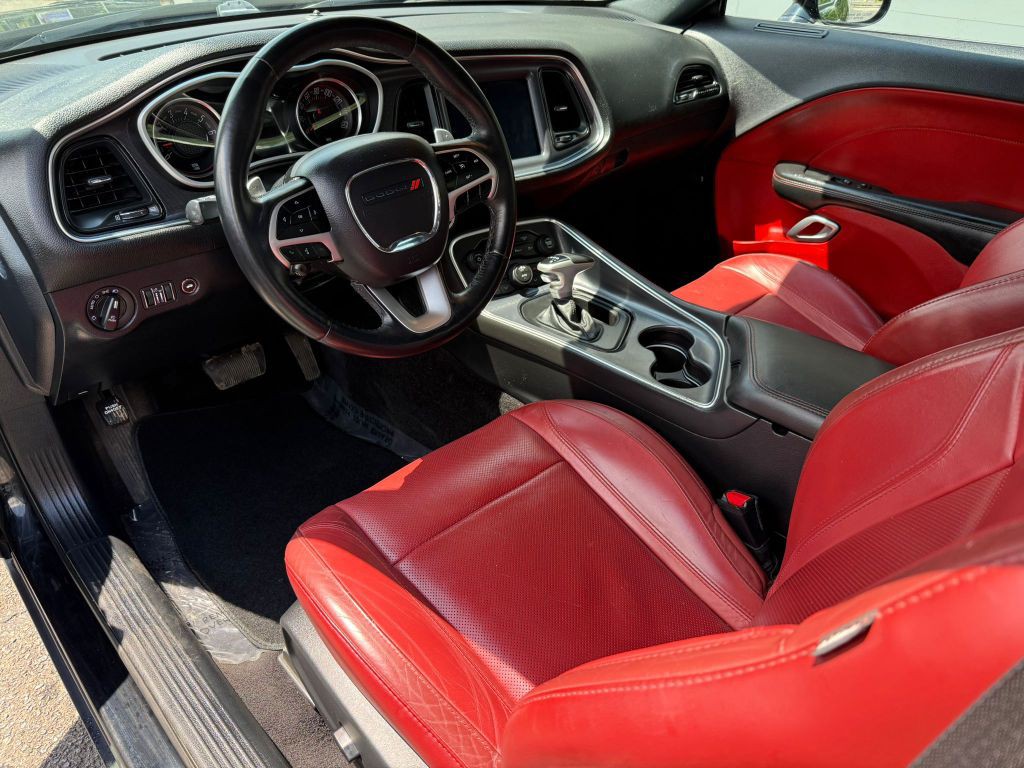 2018 Dodge Challenger Image 15