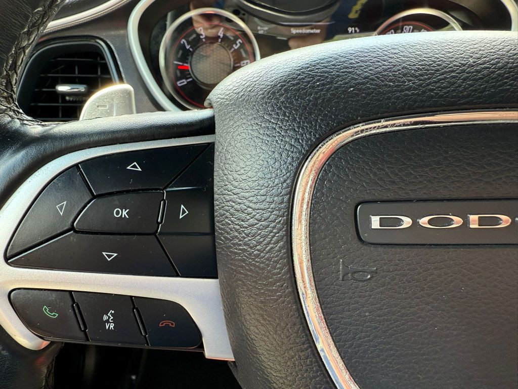 2018 Dodge Challenger Image 30