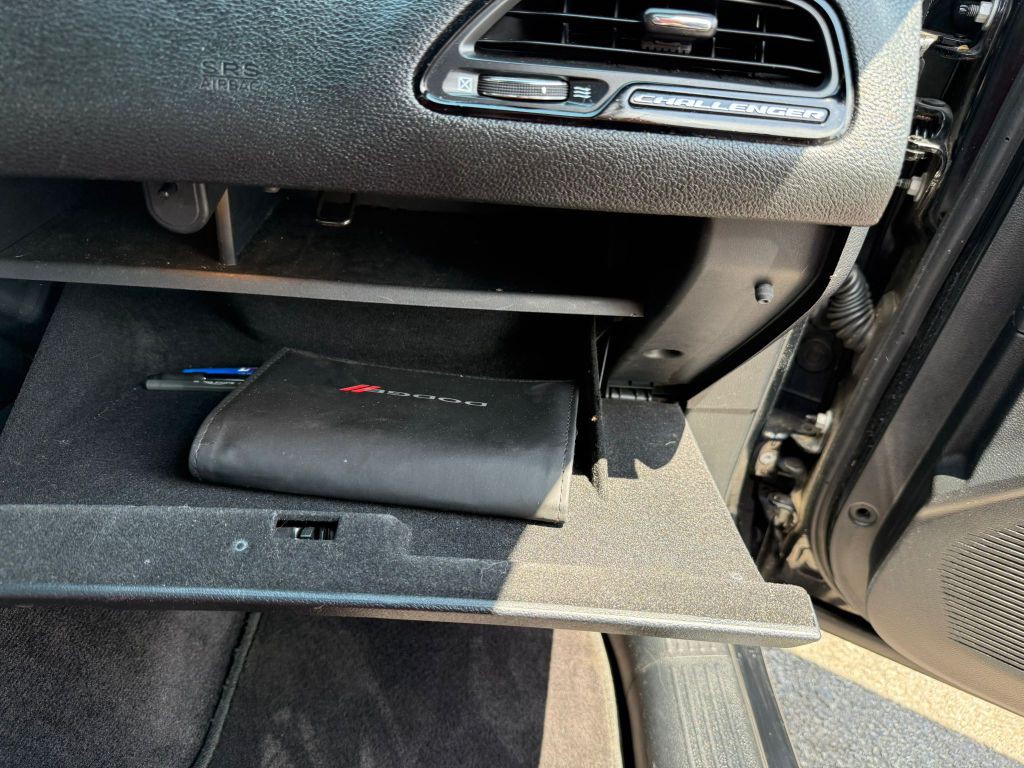 2018 Dodge Challenger Image 37