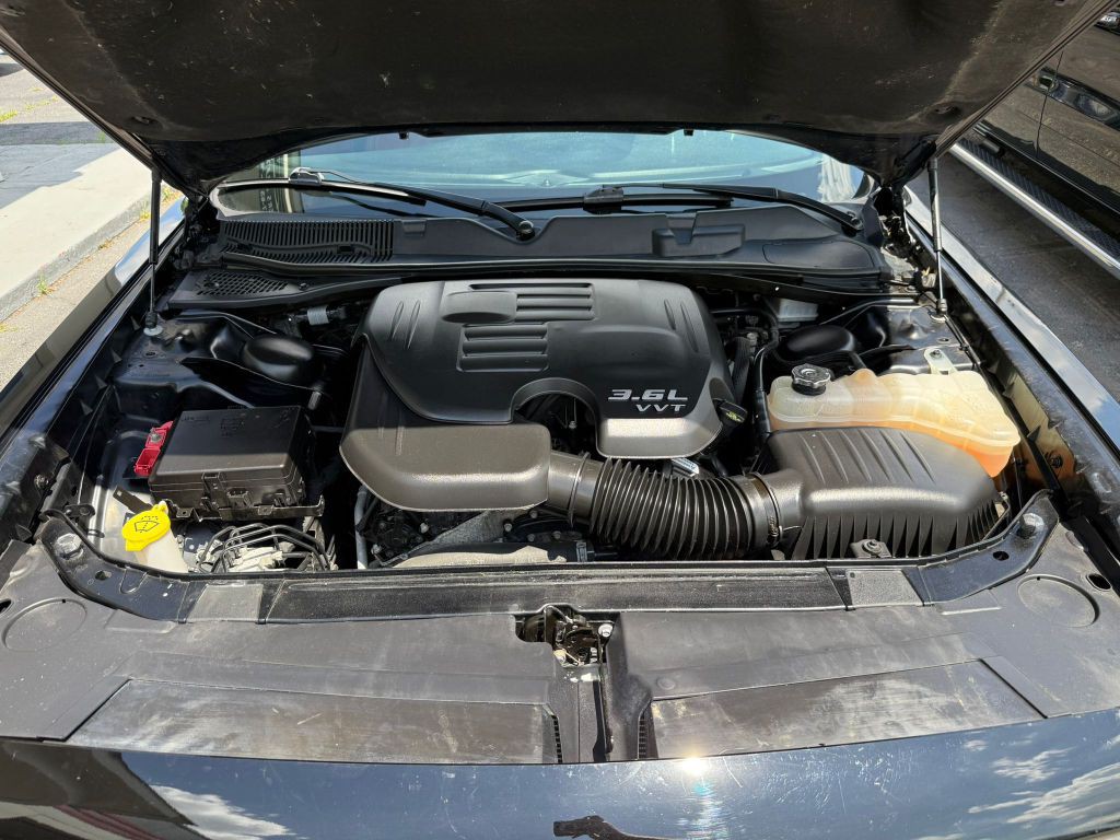 2018 Dodge Challenger Image 39