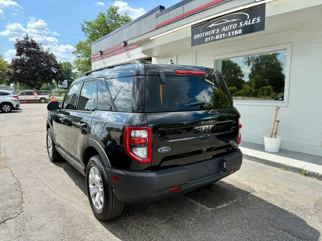 2021 Ford Bronco Image 8