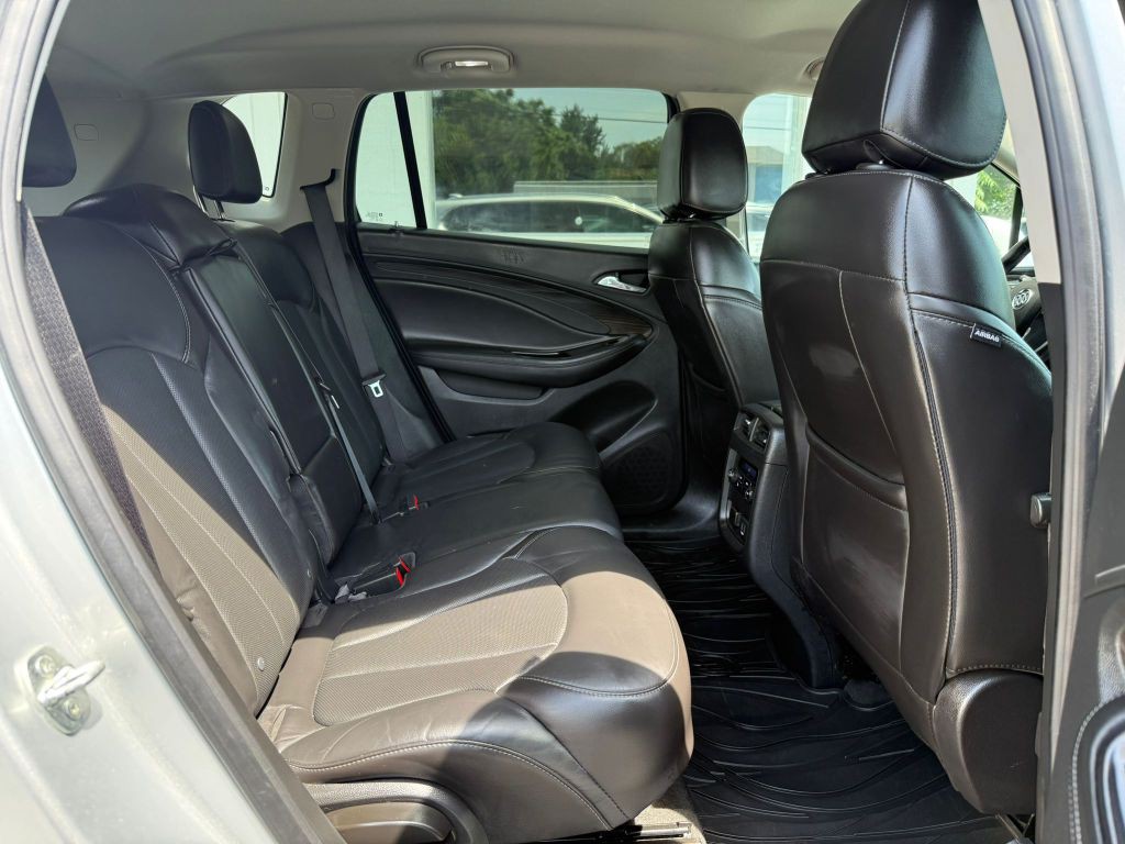 2019 Buick Envision Image 16