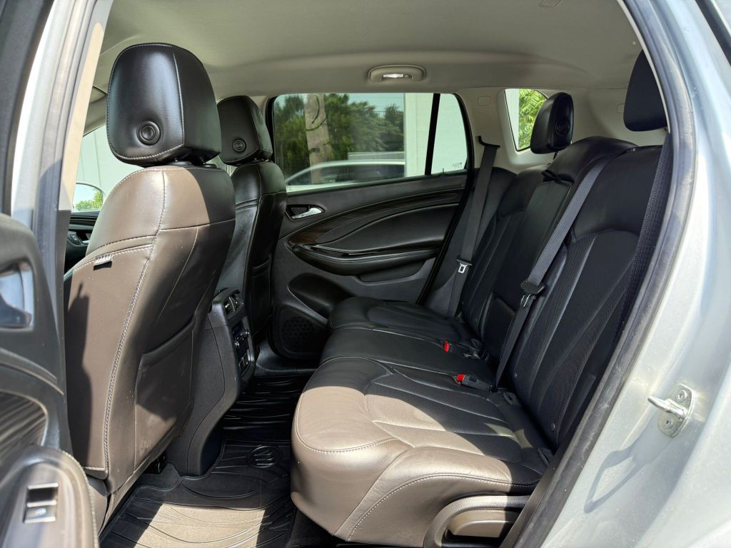 2019 Buick Envision Image 17