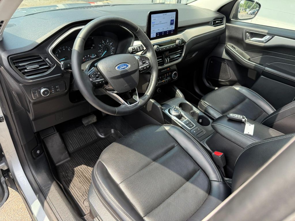 2021 Ford Escape Image 15