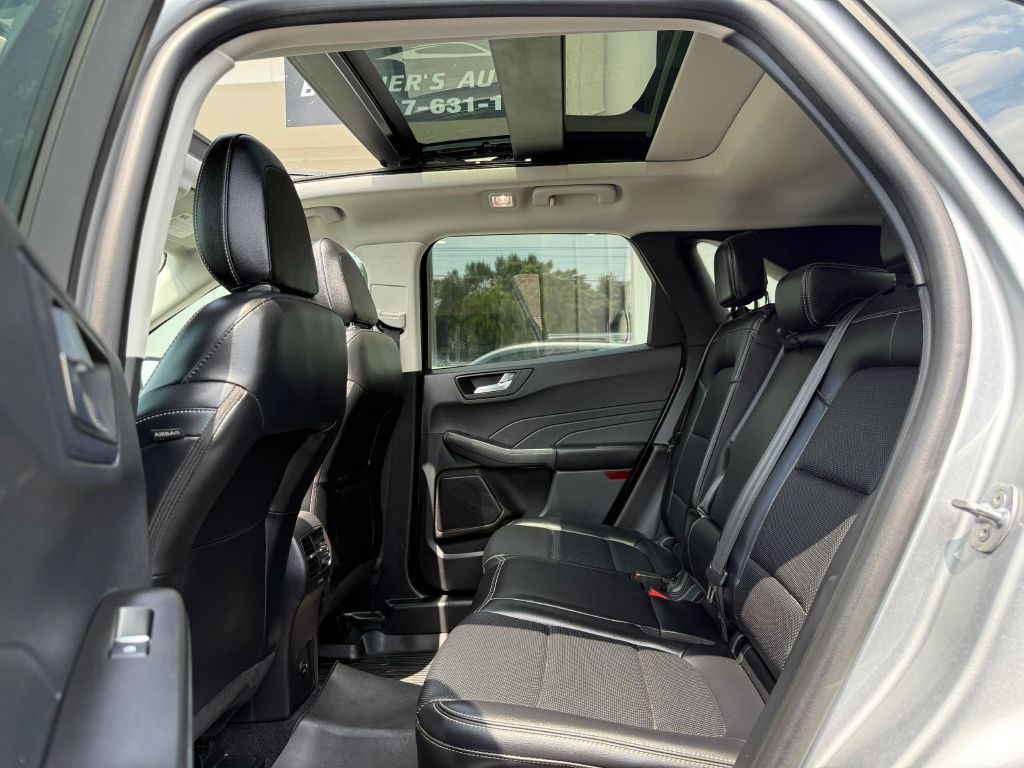 2021 Ford Escape Image 17