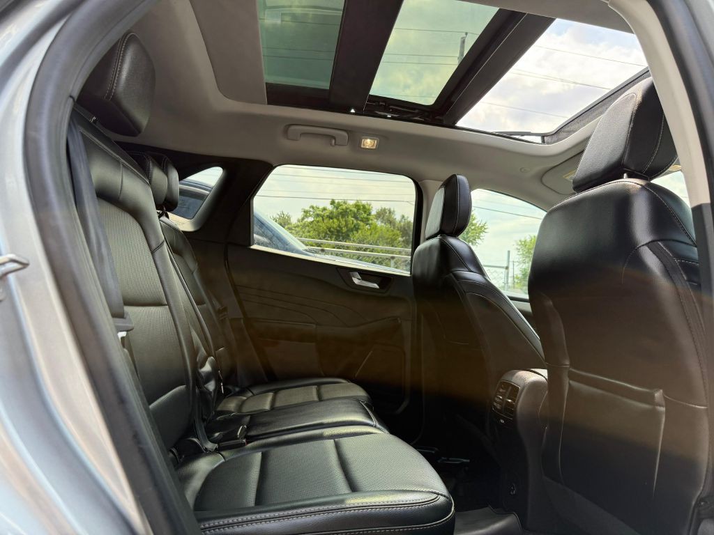 2021 Ford Escape Image 18