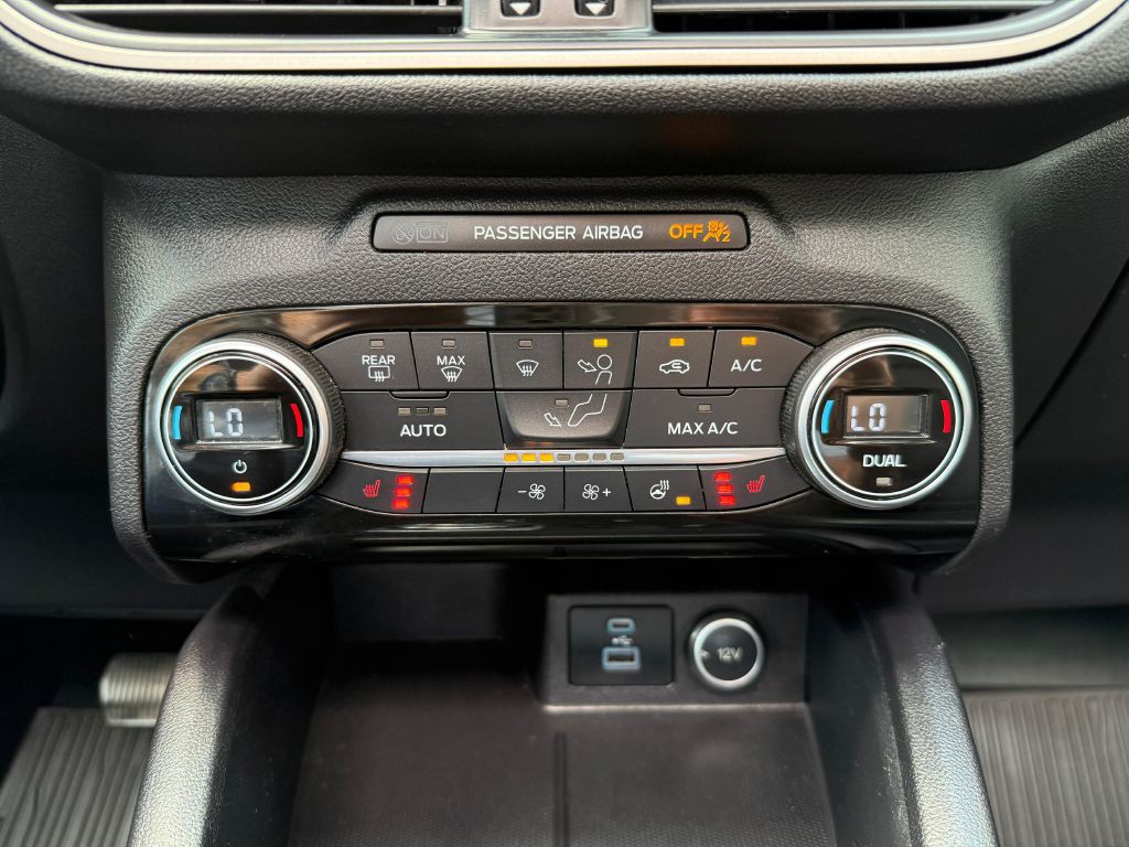 2021 Ford Escape Image 28